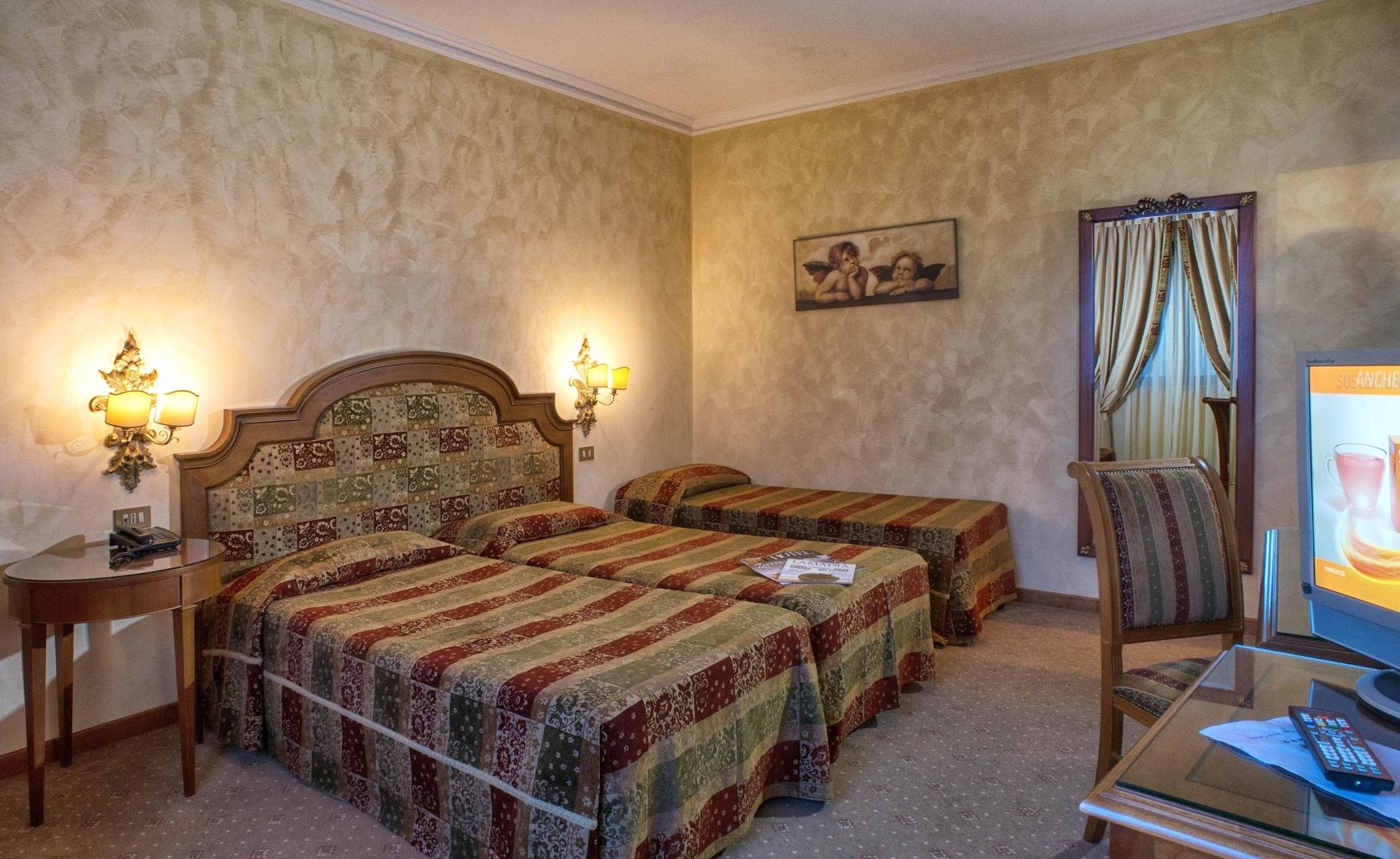 Grand Hotel Helio Cabala Marino Luaran gambar