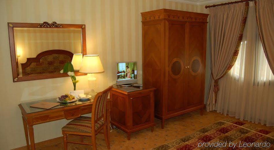 Grand Hotel Helio Cabala Marino Luaran gambar